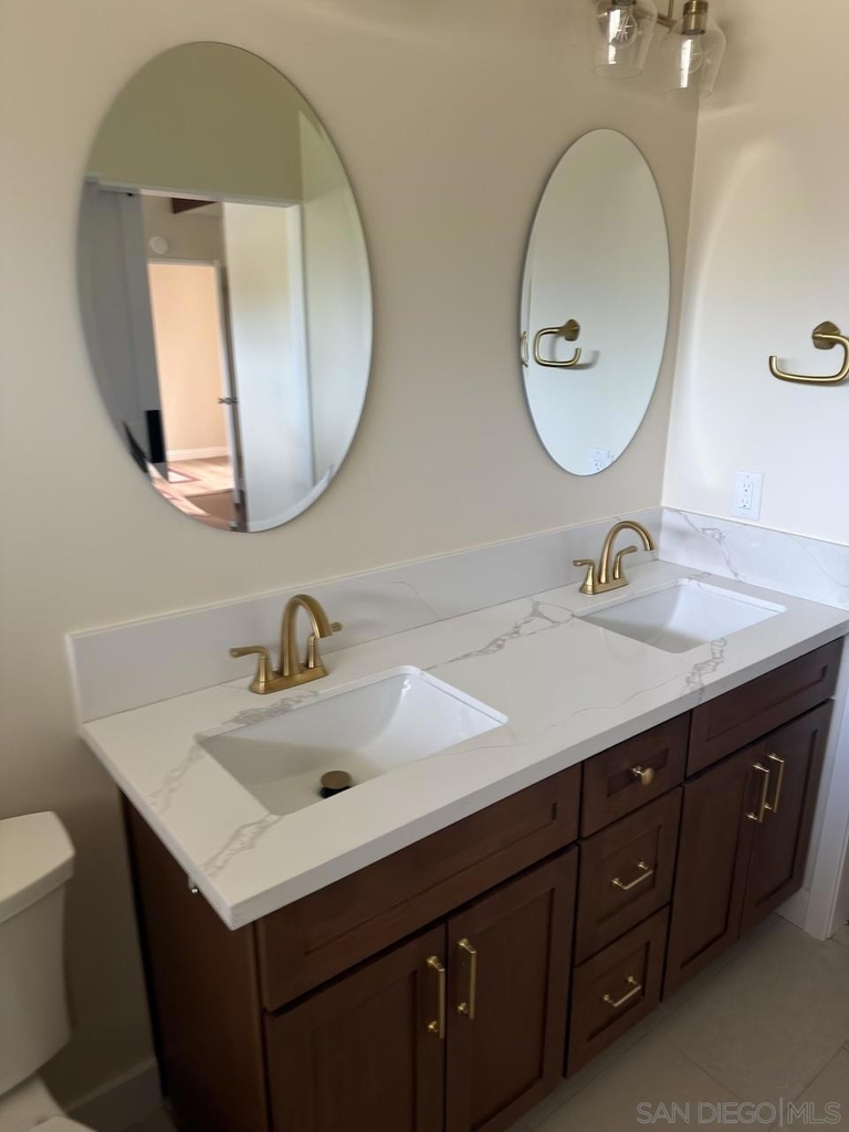 13919 York Avenue - Photo 54