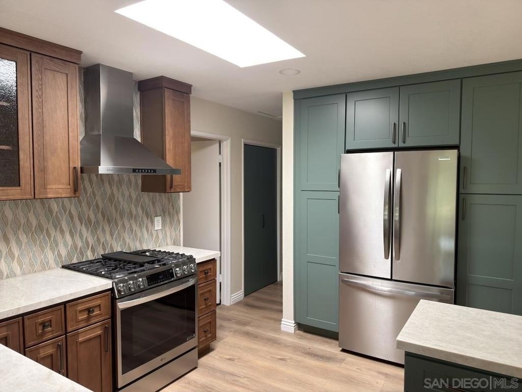 13919 York Avenue - Photo 11