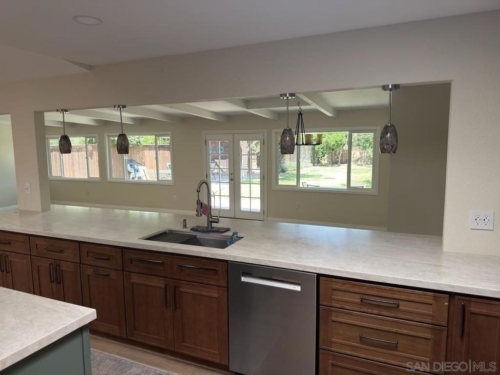 13919 York Avenue - Photo 67