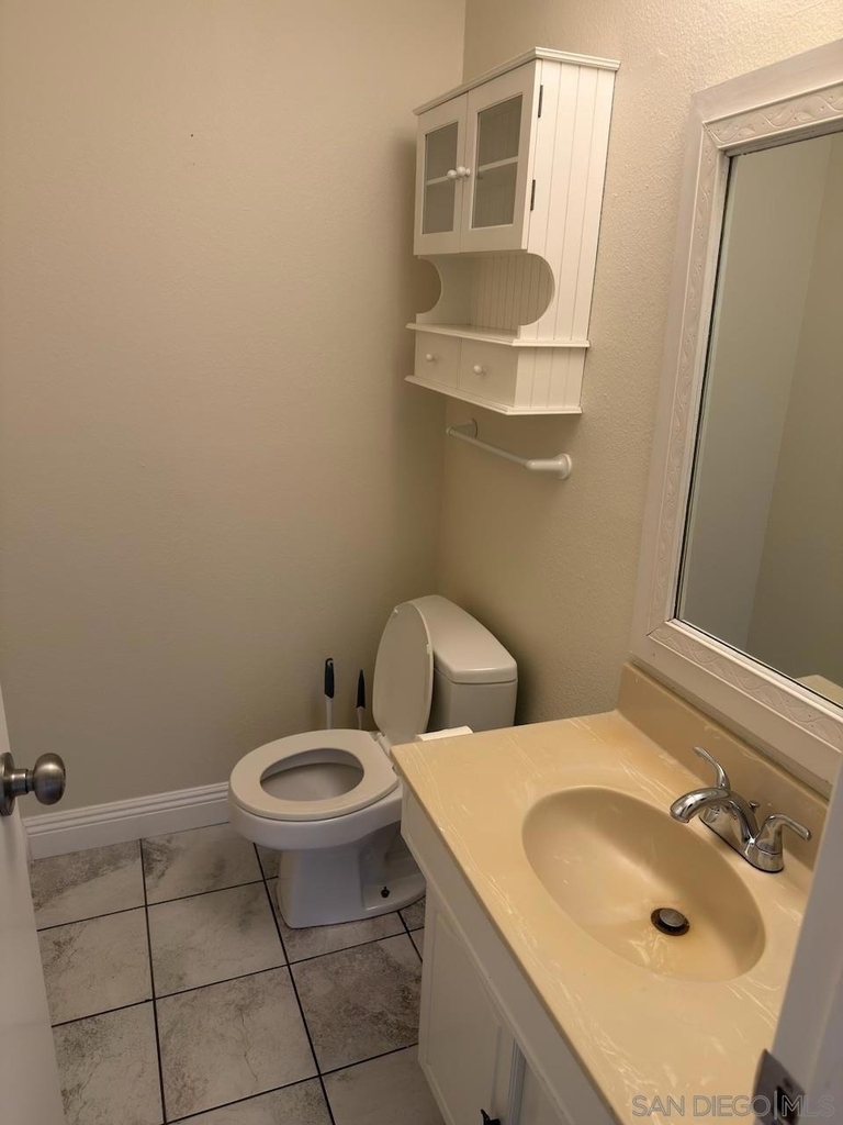 13919 York Avenue - Photo 44