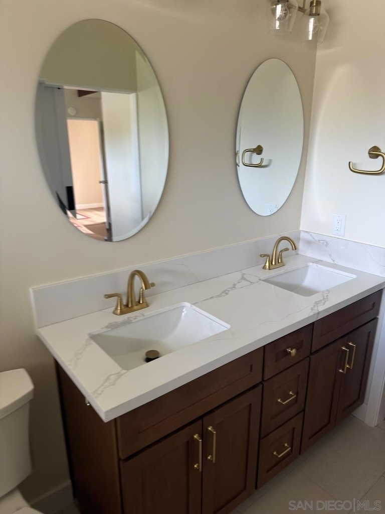 13919 York Avenue - Photo 55