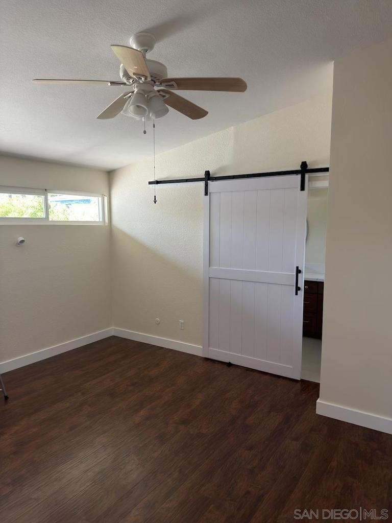 13919 York Avenue - Photo 47