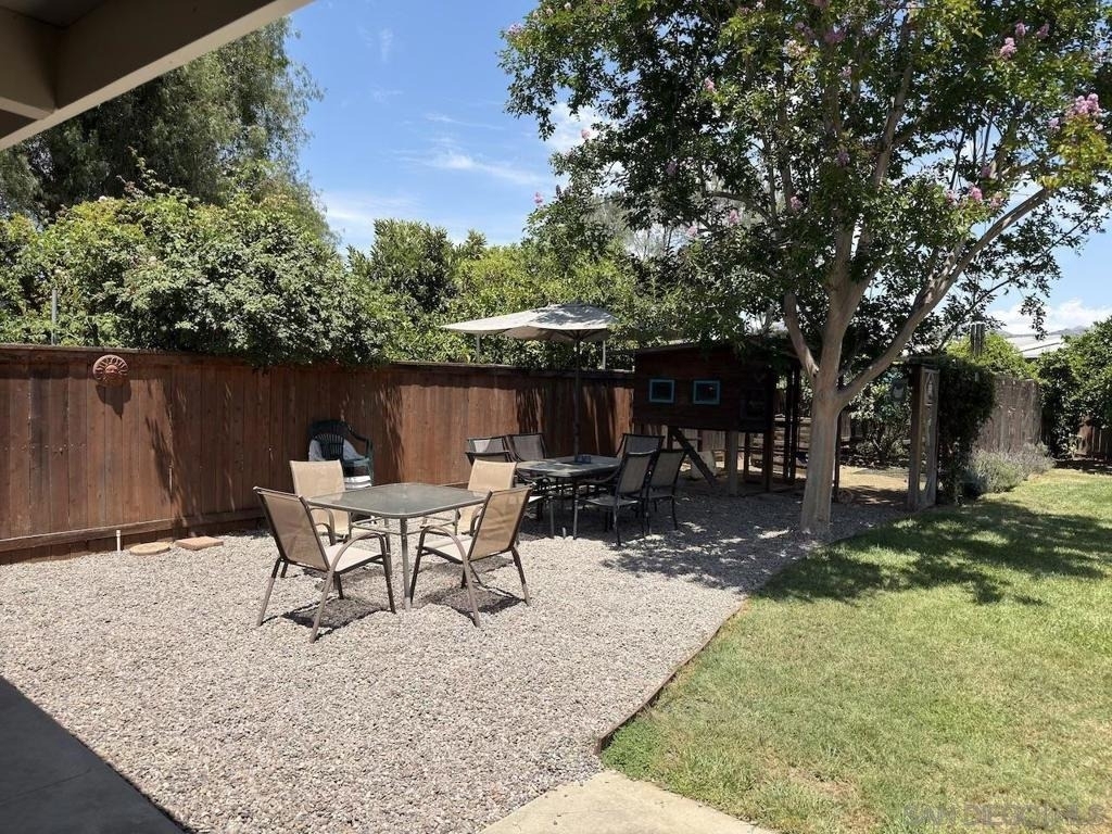 13919 York Avenue - Photo 20