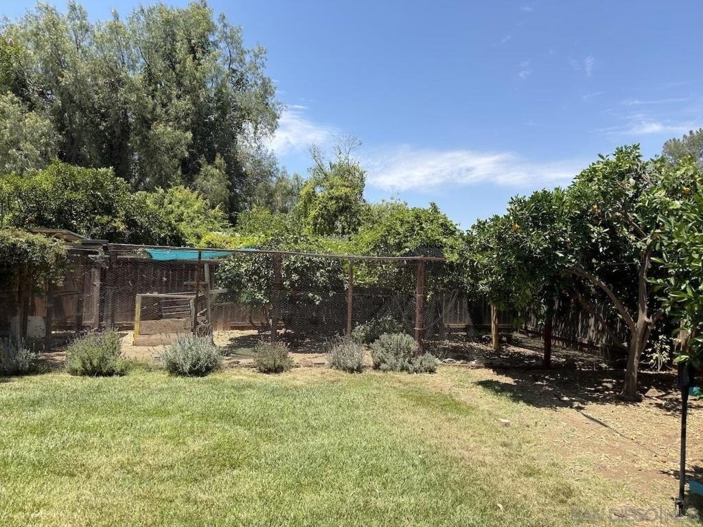 13919 York Avenue - Photo 29