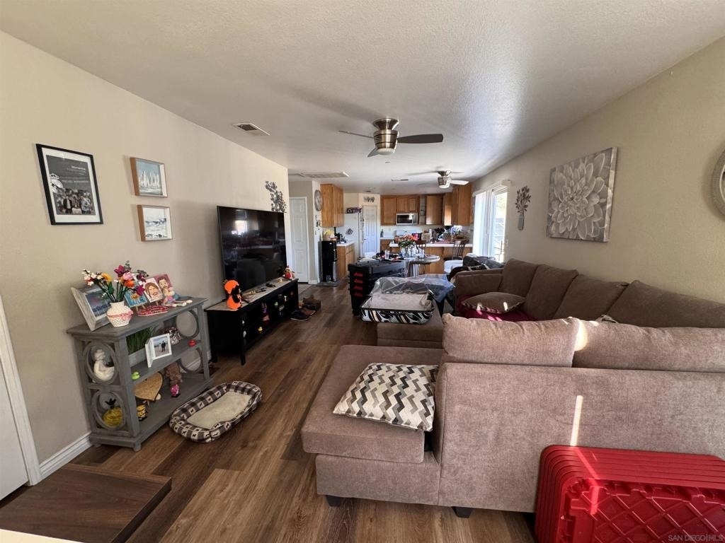 9208 Pinkard - Photo 0