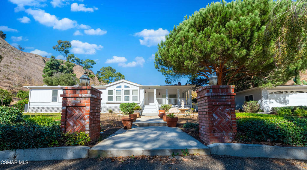 1057 La Loma Avenue - Photo 0