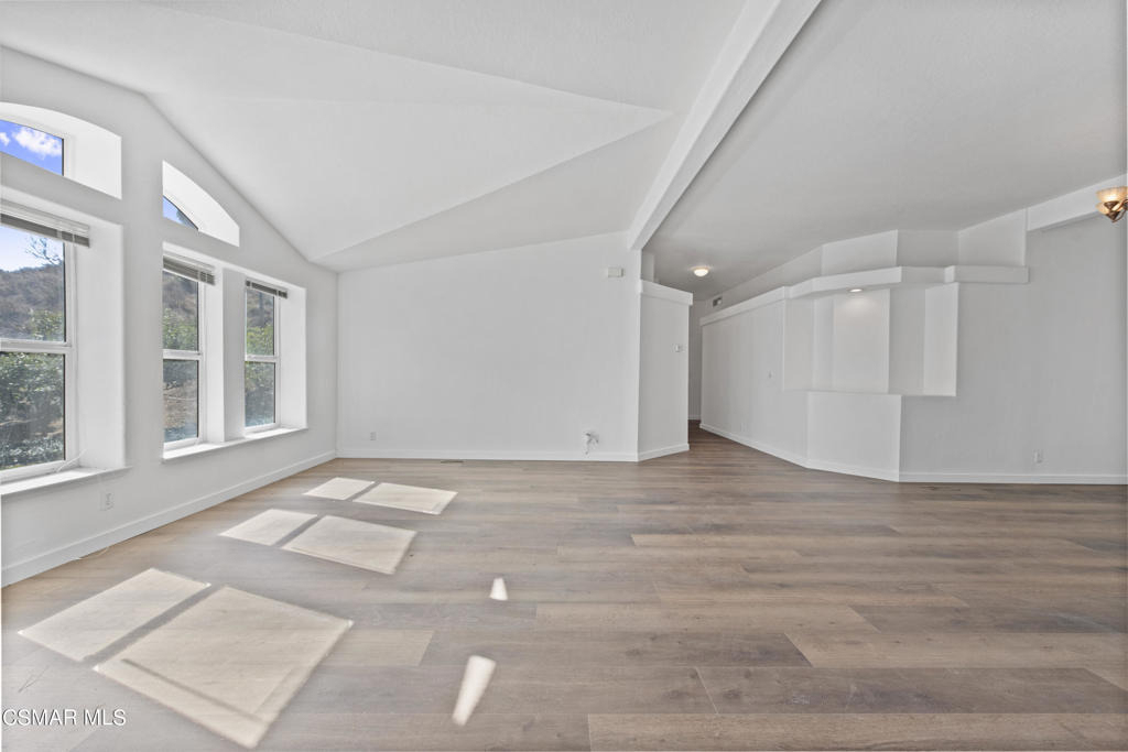 1057 La Loma Avenue - Photo 5