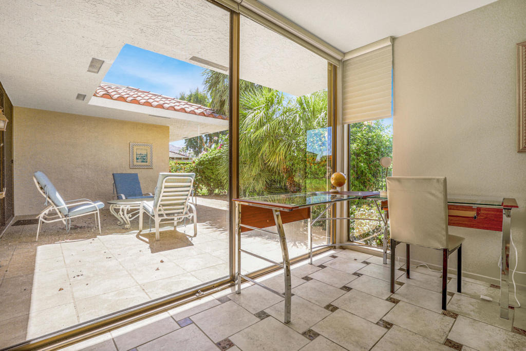 31 Stanford Drive - Photo 15