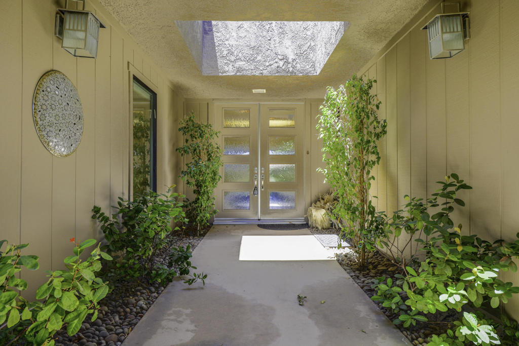 10 Colgate Drive - Photo 1