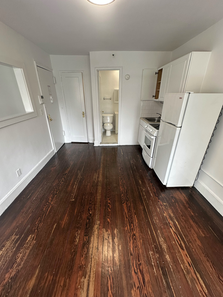 455 2nd Avenue - Photo 6