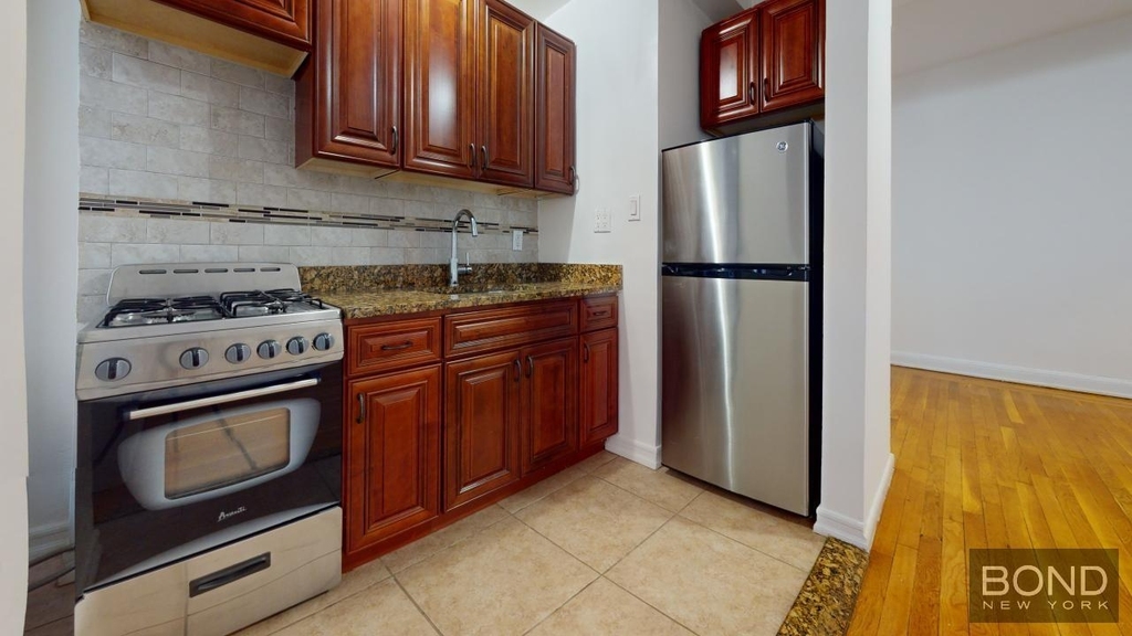 East 38th Street - Photo 7