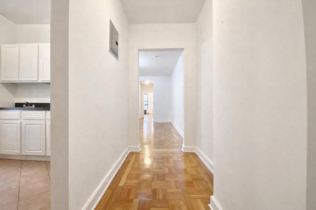 590 Fort Washington Avenue - Photo 7