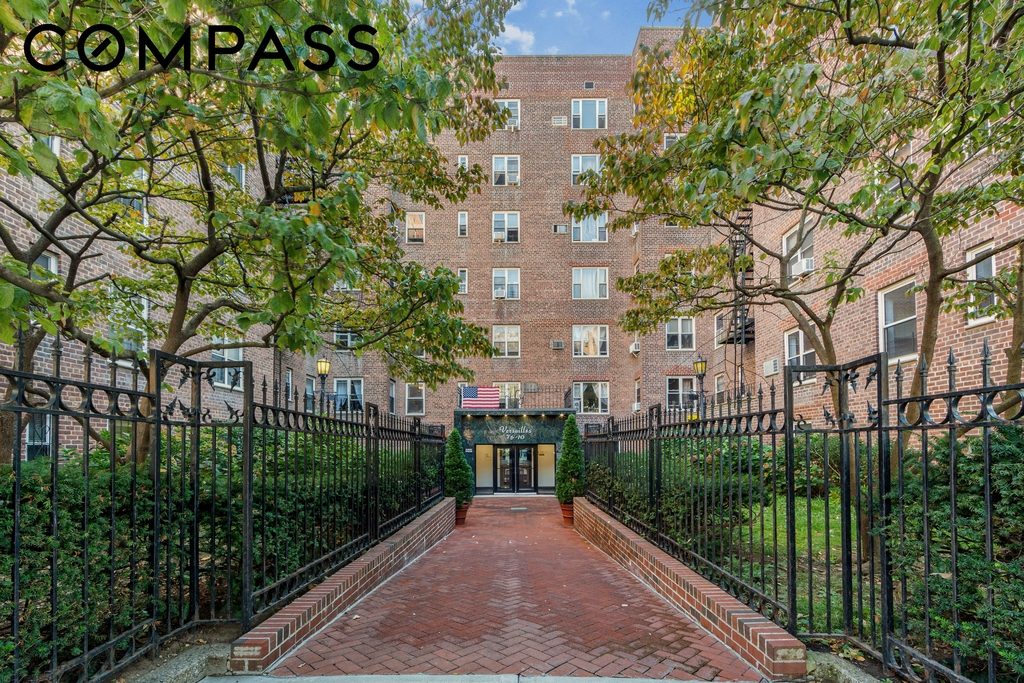 34th Avenue - Photo 7