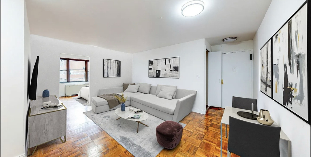 96 5th Avenue - Photo 0