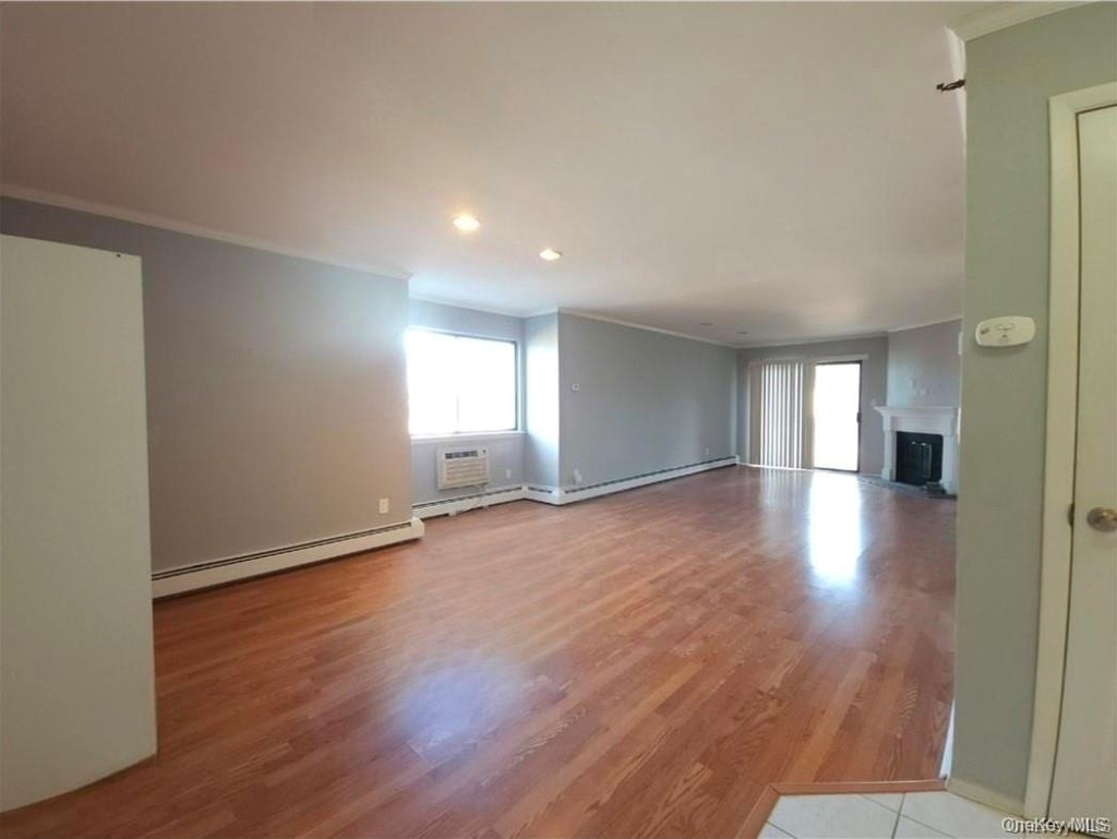 15 Greenridge Avenue - Photo 1