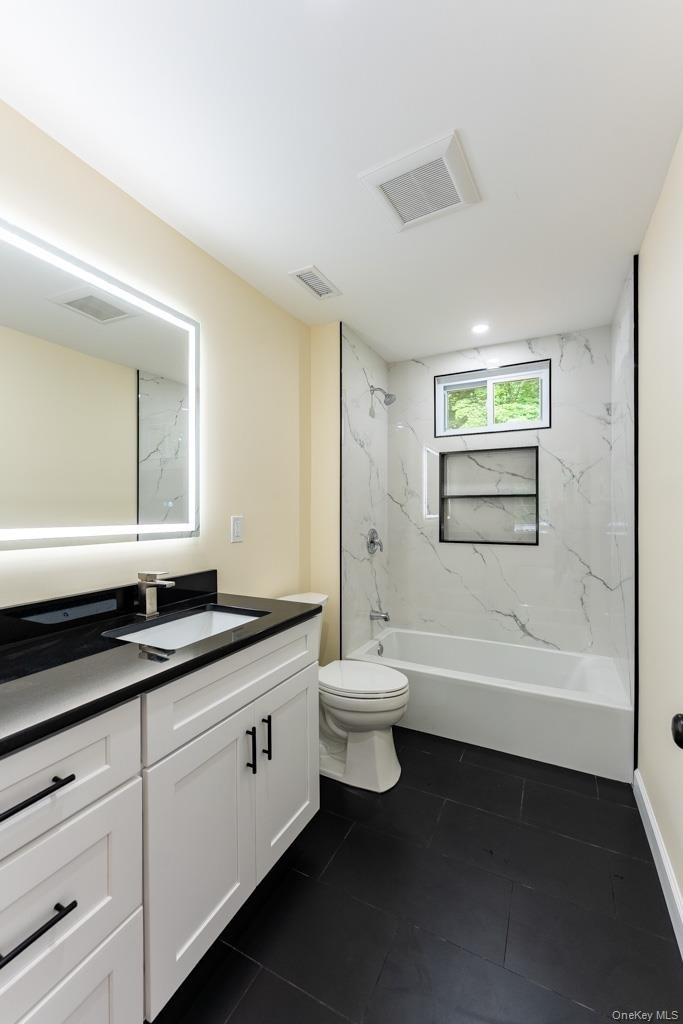 745 Peekskill Hollow Road - Photo 10