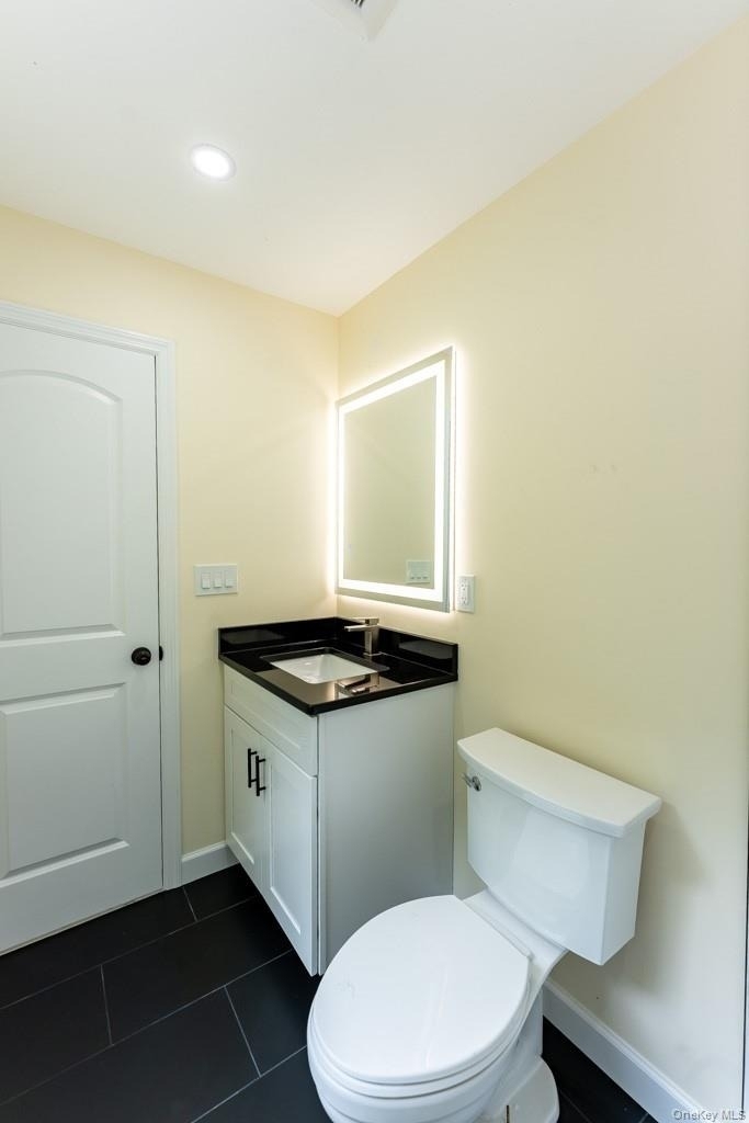 745 Peekskill Hollow Road - Photo 11