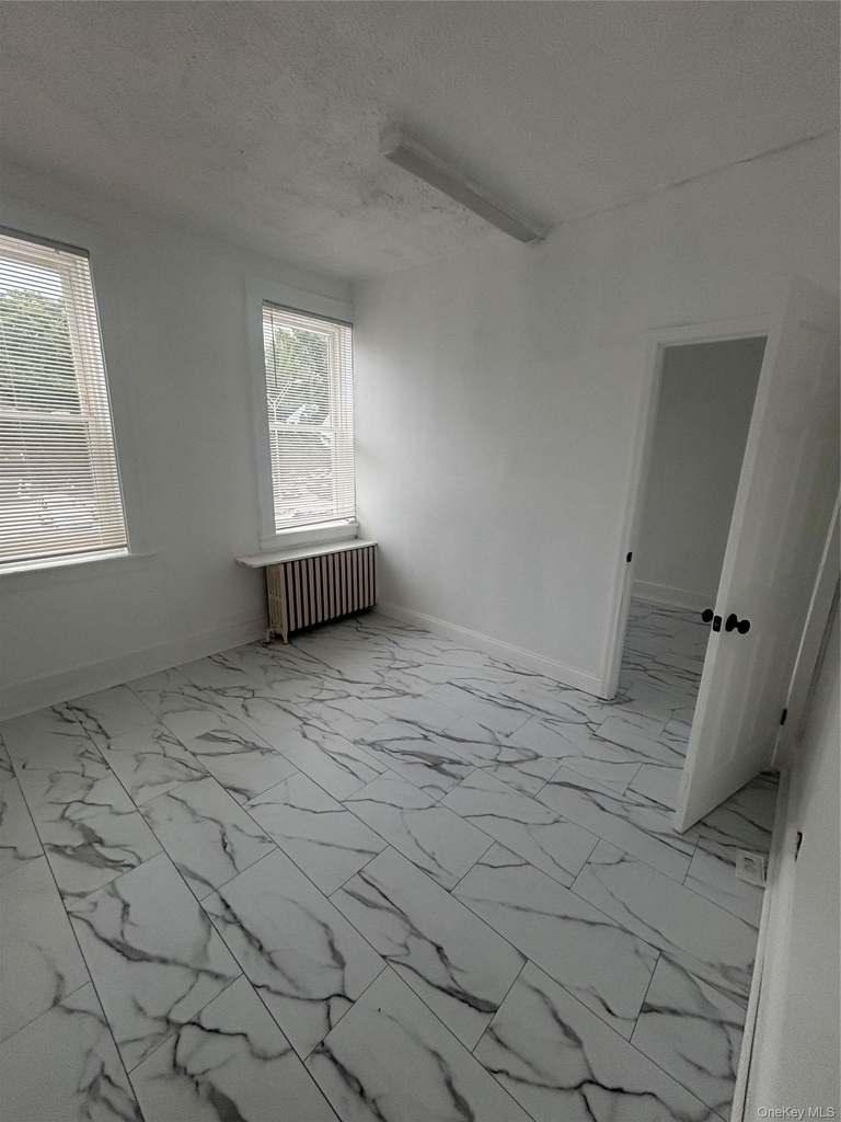 2426 Grand Avenue - Photo 2
