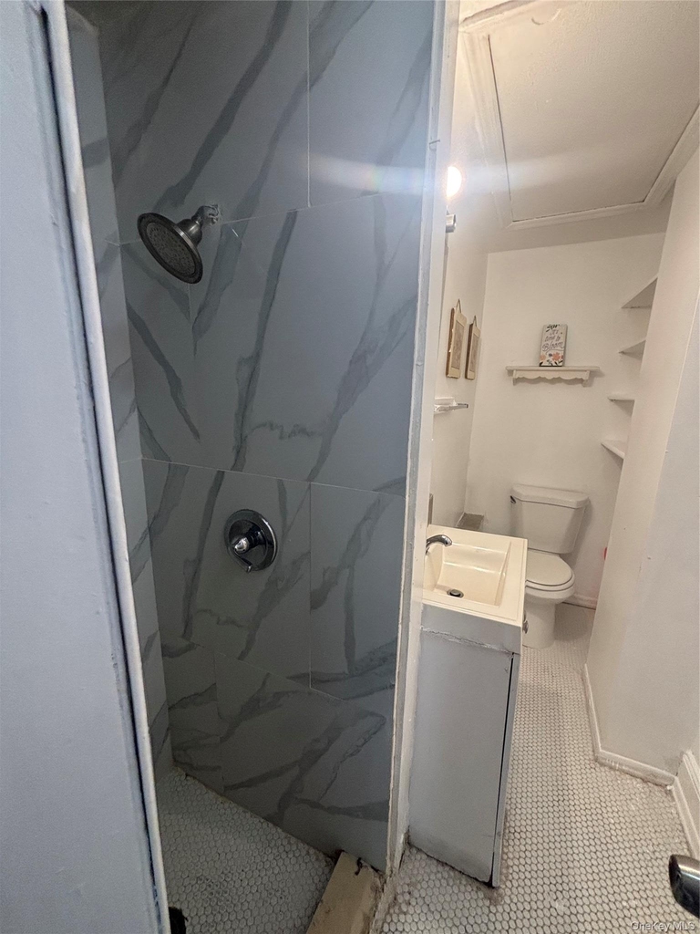 2426 Grand Avenue - Photo 5