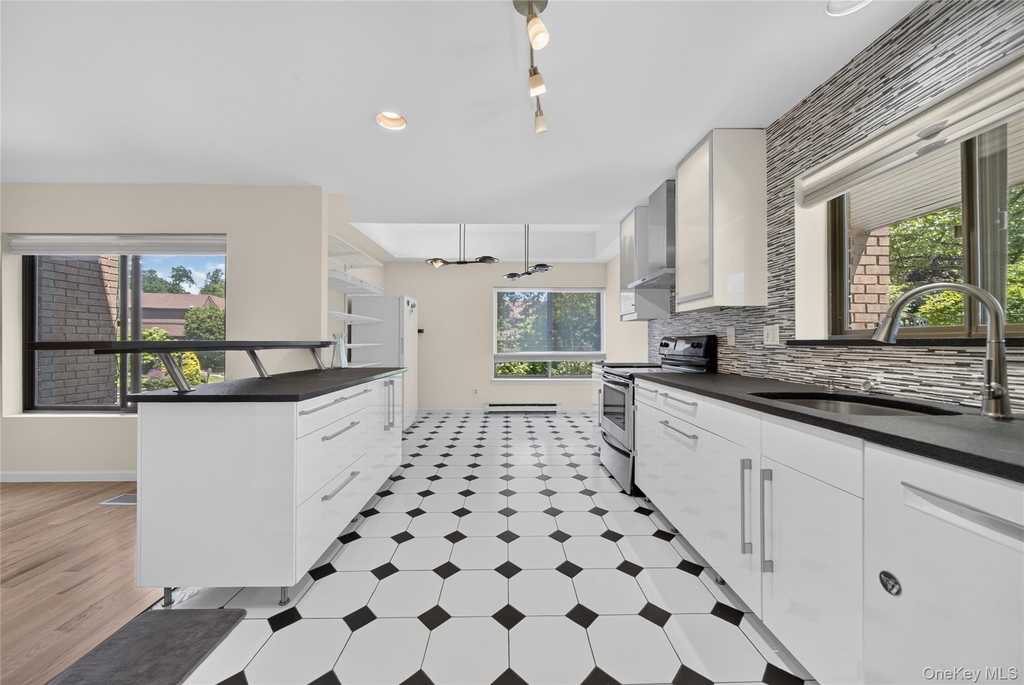 46 Acorn Pond Drive - Photo 11