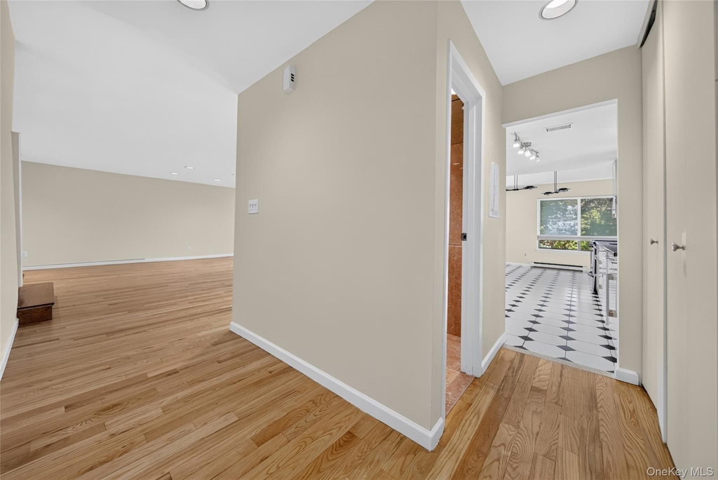 46 Acorn Pond Drive - Photo 5
