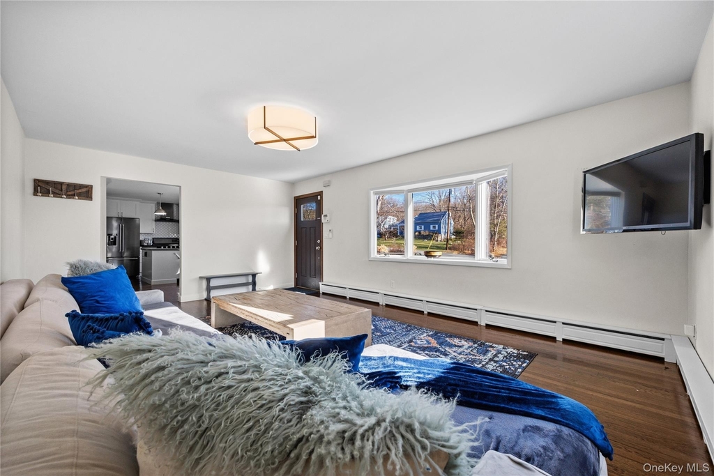 44 Oakridge Road - Photo 3