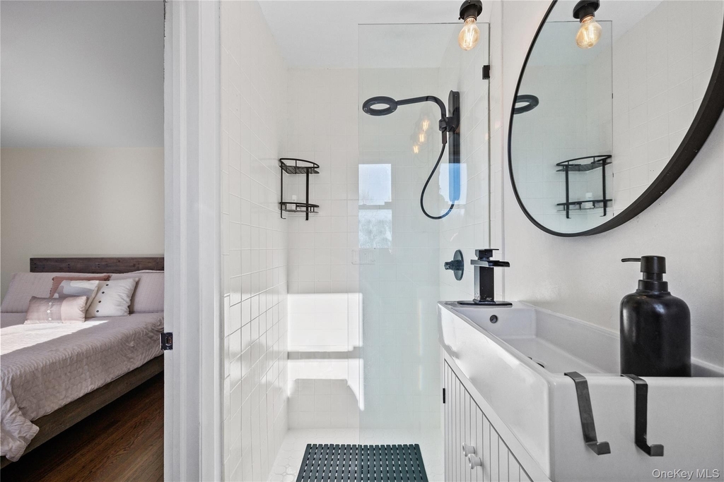 44 Oakridge Road - Photo 7
