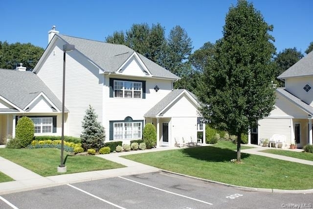 216 Center Court - Photo 1