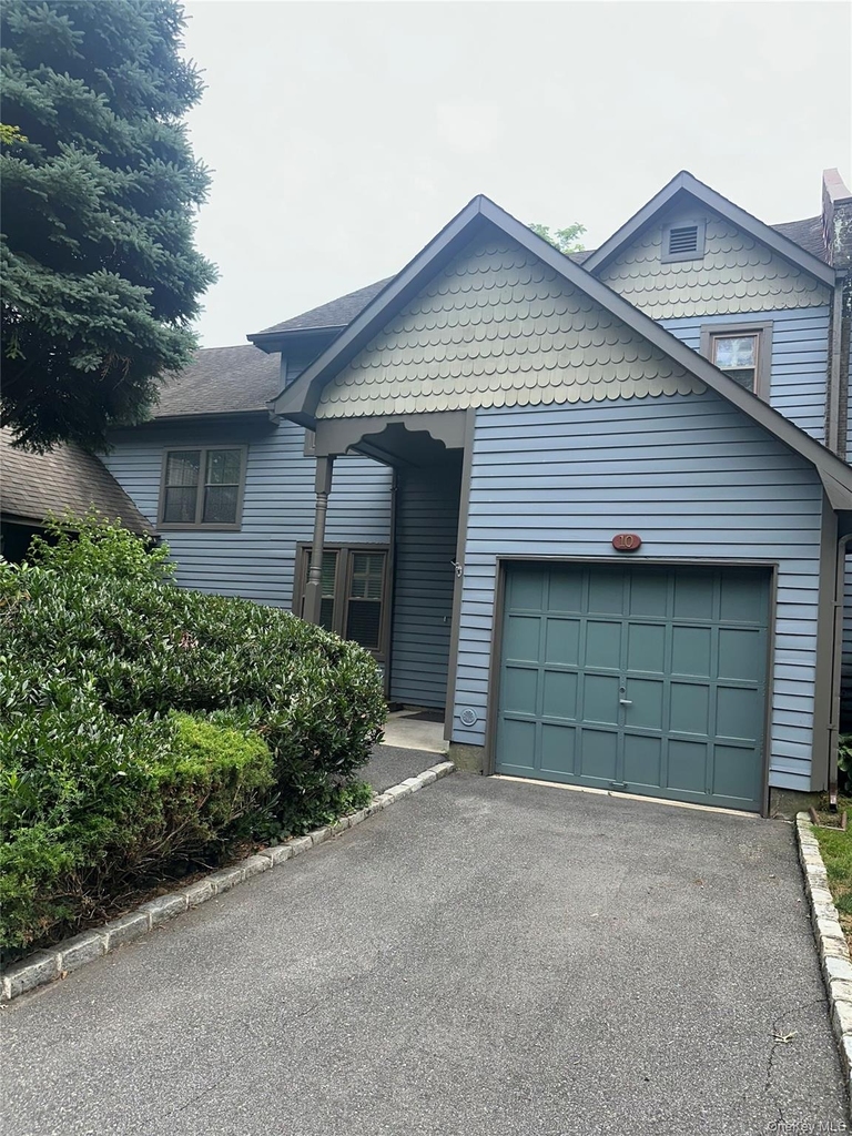 10 Adams Court - Photo 1
