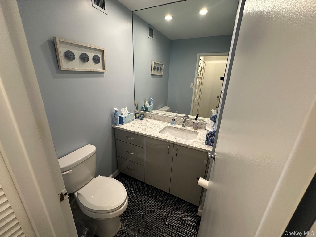360 Shore Road - Photo 7
