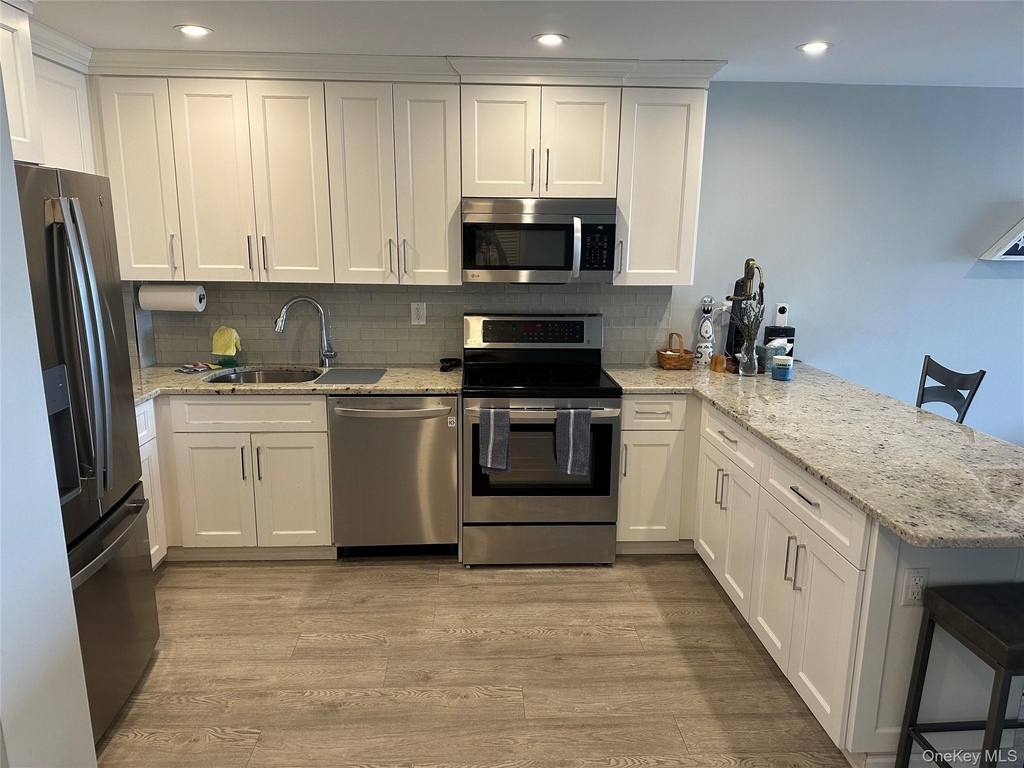 360 Shore Road - Photo 5