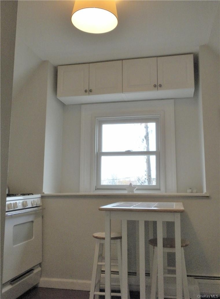 19 Main Street - Photo 2