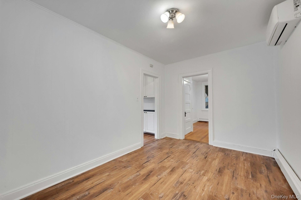 437 Warburton Avenue - Photo 10
