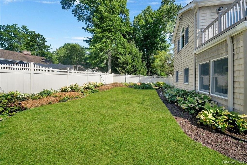 20 Plymouth Road - Photo 1