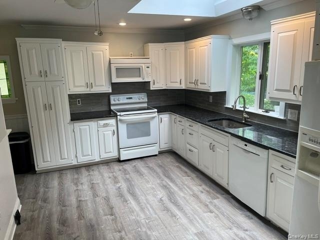 20 Hawxhurst Road - Photo 2