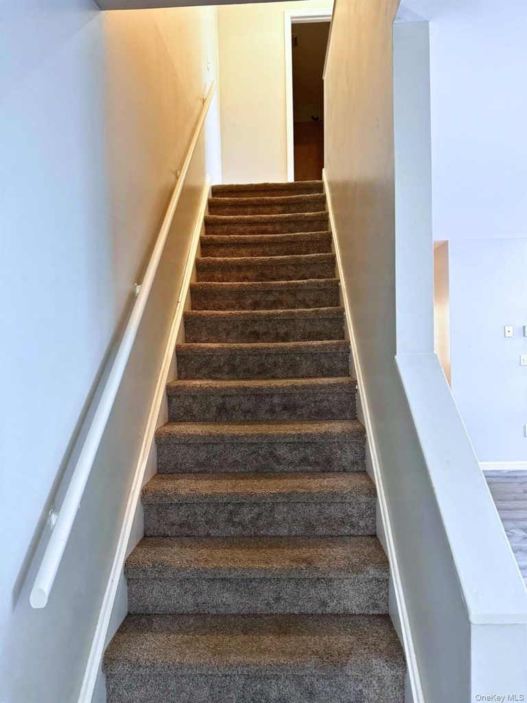 33 Fowler Avenue - Photo 8
