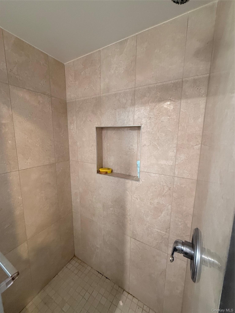 68 Virginia Ave - Photo 8