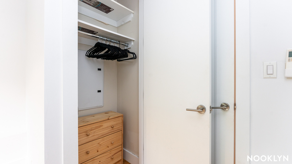 189 Johnson Ave 11206 - Photo 12