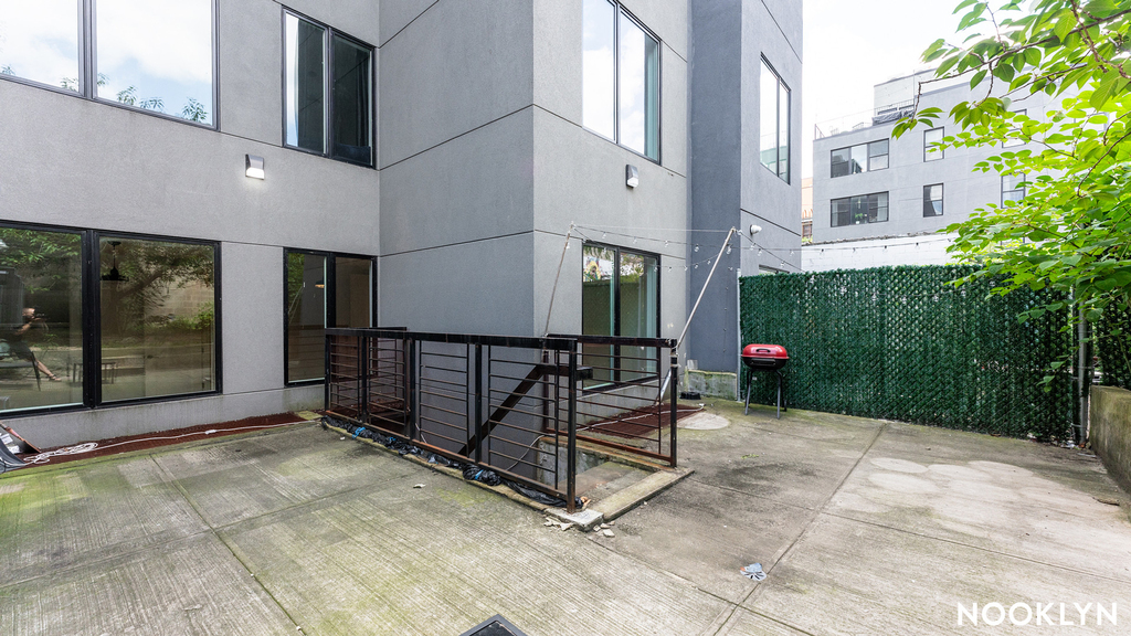 189 Johnson Ave 11206 - Photo 19