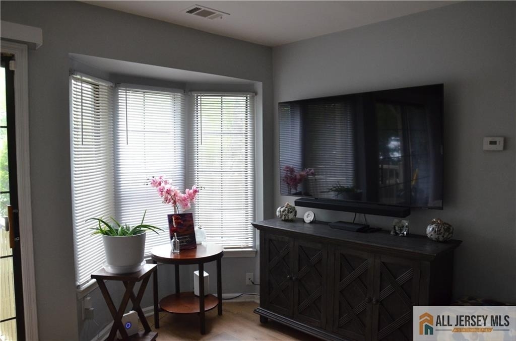 244 Crosspointe Drive - Photo 3