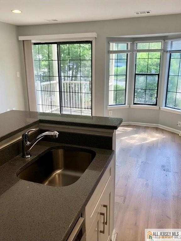 244 Crosspointe Drive - Photo 4