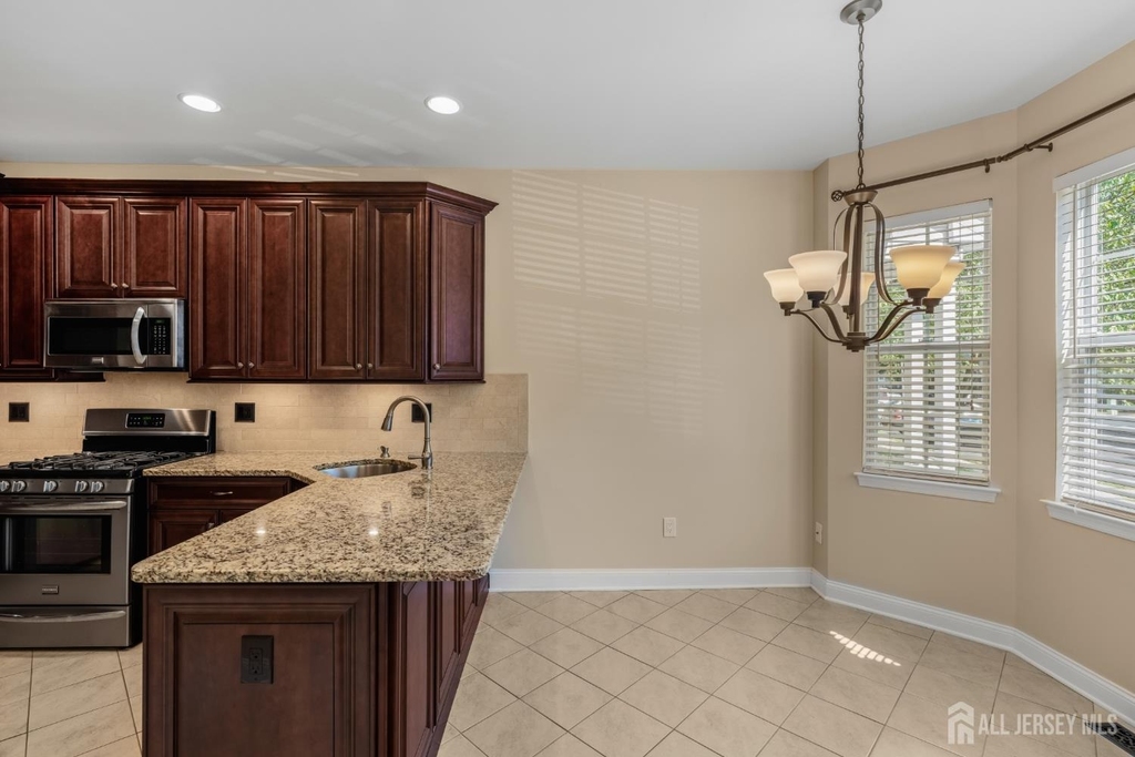 15 Faxon Drive - Photo 4