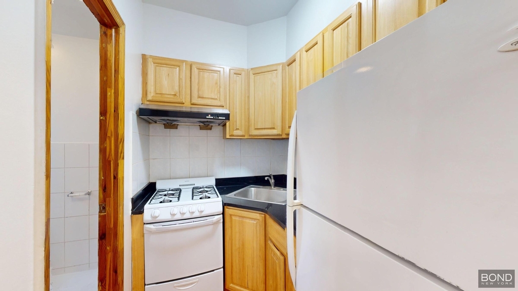 20 Spring Street - Photo 1