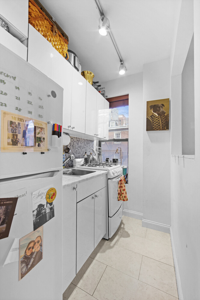 55 Barrow Street - Photo 2