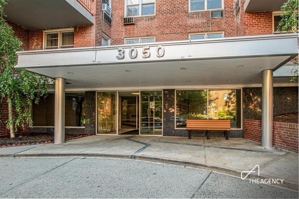 3050 Fairfield Avenue - Photo 8