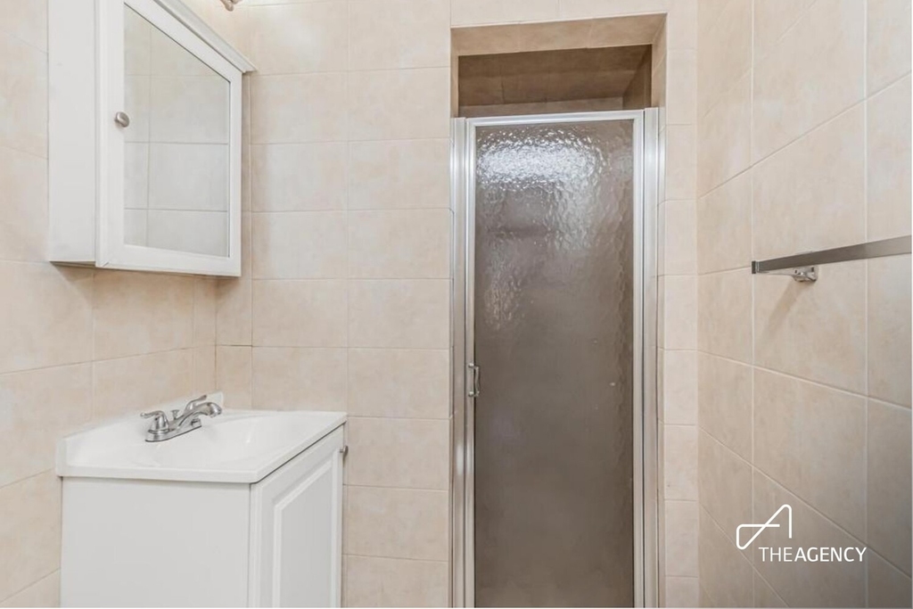 3050 Fairfield Avenue - Photo 5