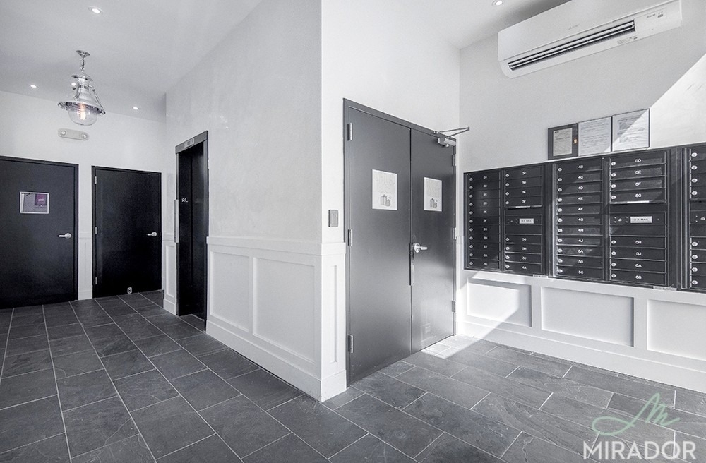 255 W 14th Street - Photo 8