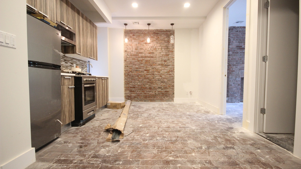 316 Patchen Ave 11233 - Photo 14