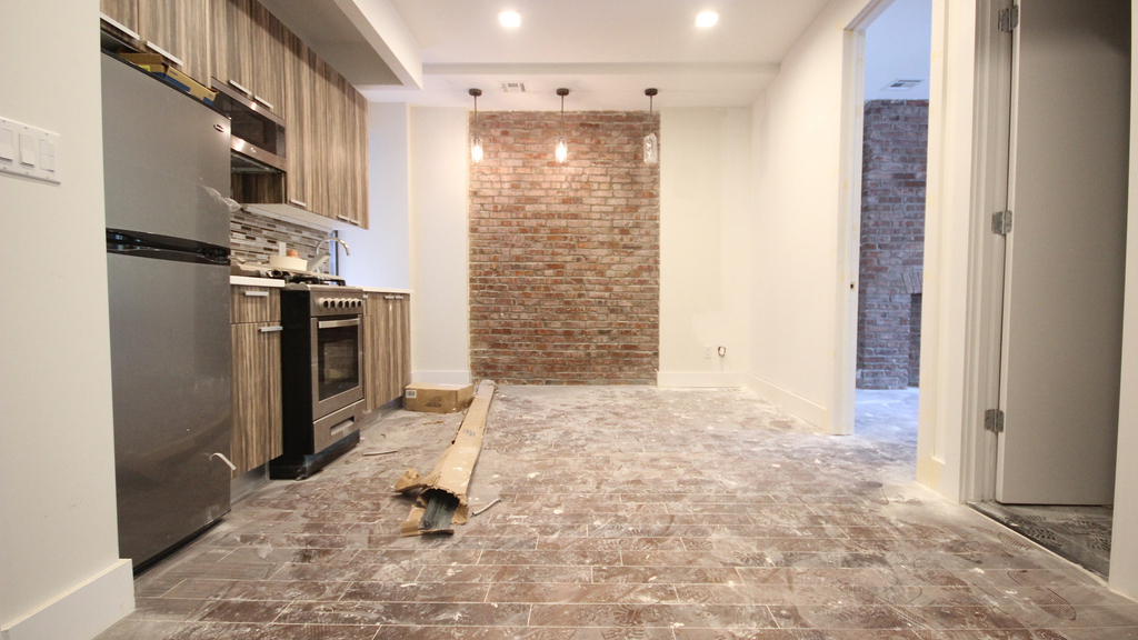 316 Patchen Ave 11233 - Photo 5