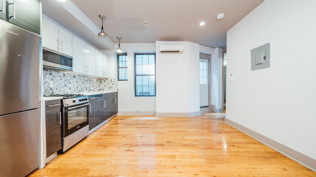 292 Bedford Ave 11249 - Photo 1